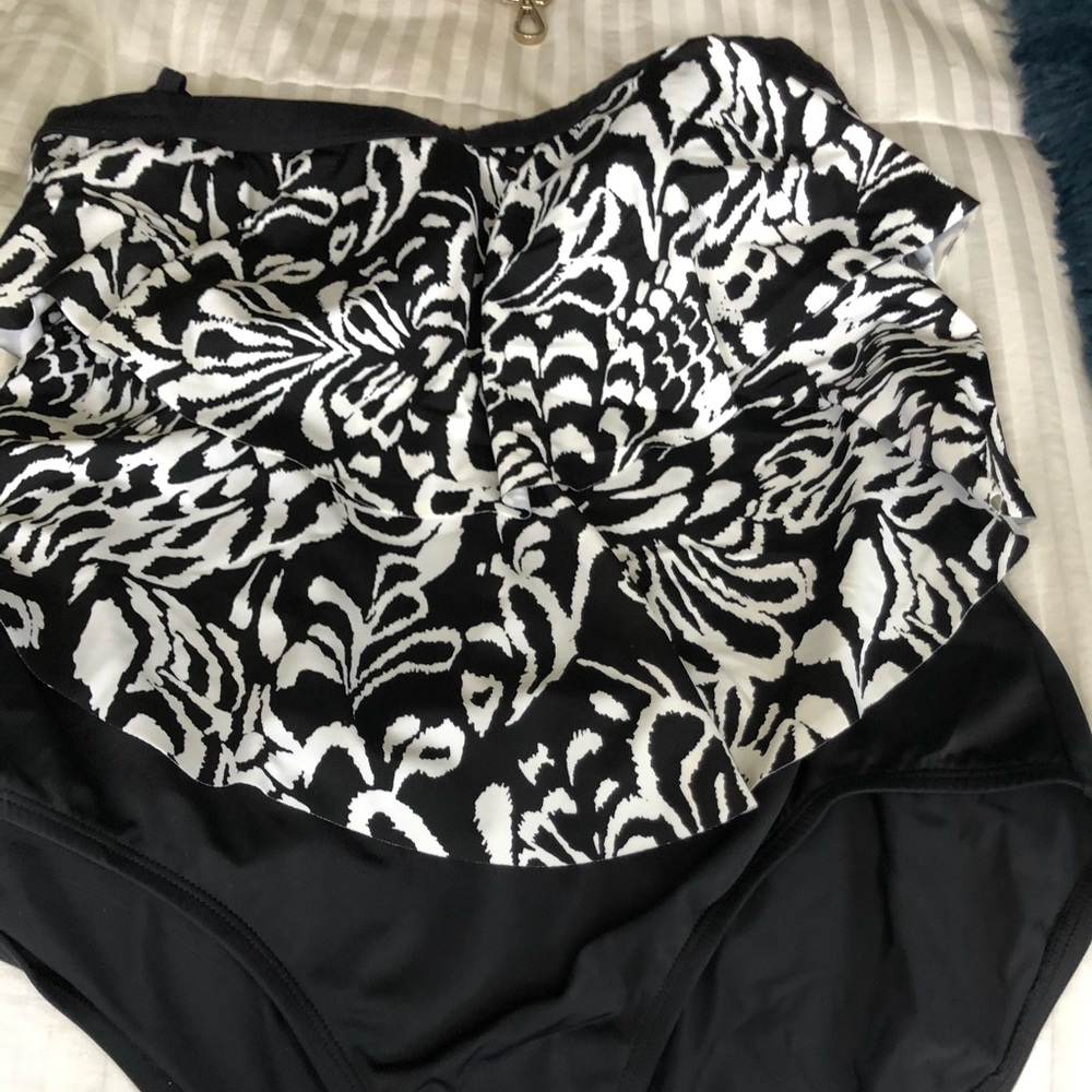 One piece swimsuit